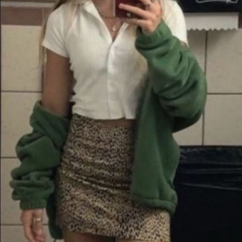 ✰ brandy melville mystery bundle!! ✰ - Picture 8 of 8